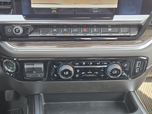 New 2026 Chevrolet Silverado 1500 RST w/ LPO, Dark Essentials Package AWD/4WD image 14