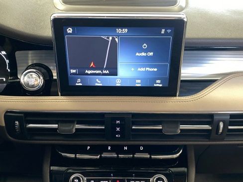 Certified 2022 Lincoln Corsair AWD w/ Premium Package image 23