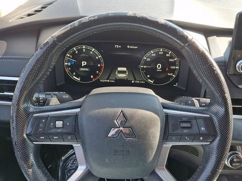 Used 2022 Mitsubishi Outlander SE FWD image 19