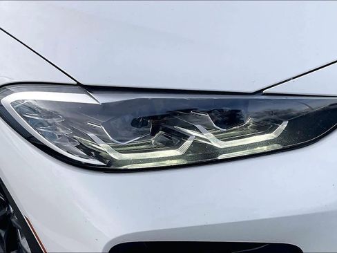 Used 2021 BMW 430i Coupe w/ M Sport Package image 30