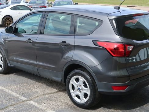 Used 2019 Ford Escape S FWD image 12