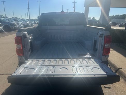 New 2025 Ford Maverick XLT FWD image 9