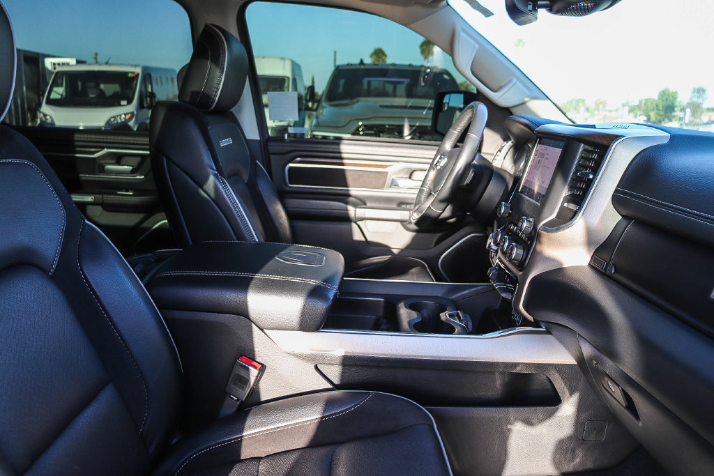 Used 2022 RAM 1500 Laramie AWD/4WD image 19