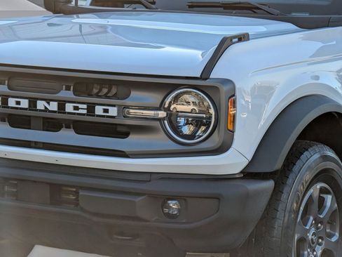Used 2022 Ford Bronco Big Bend image 11