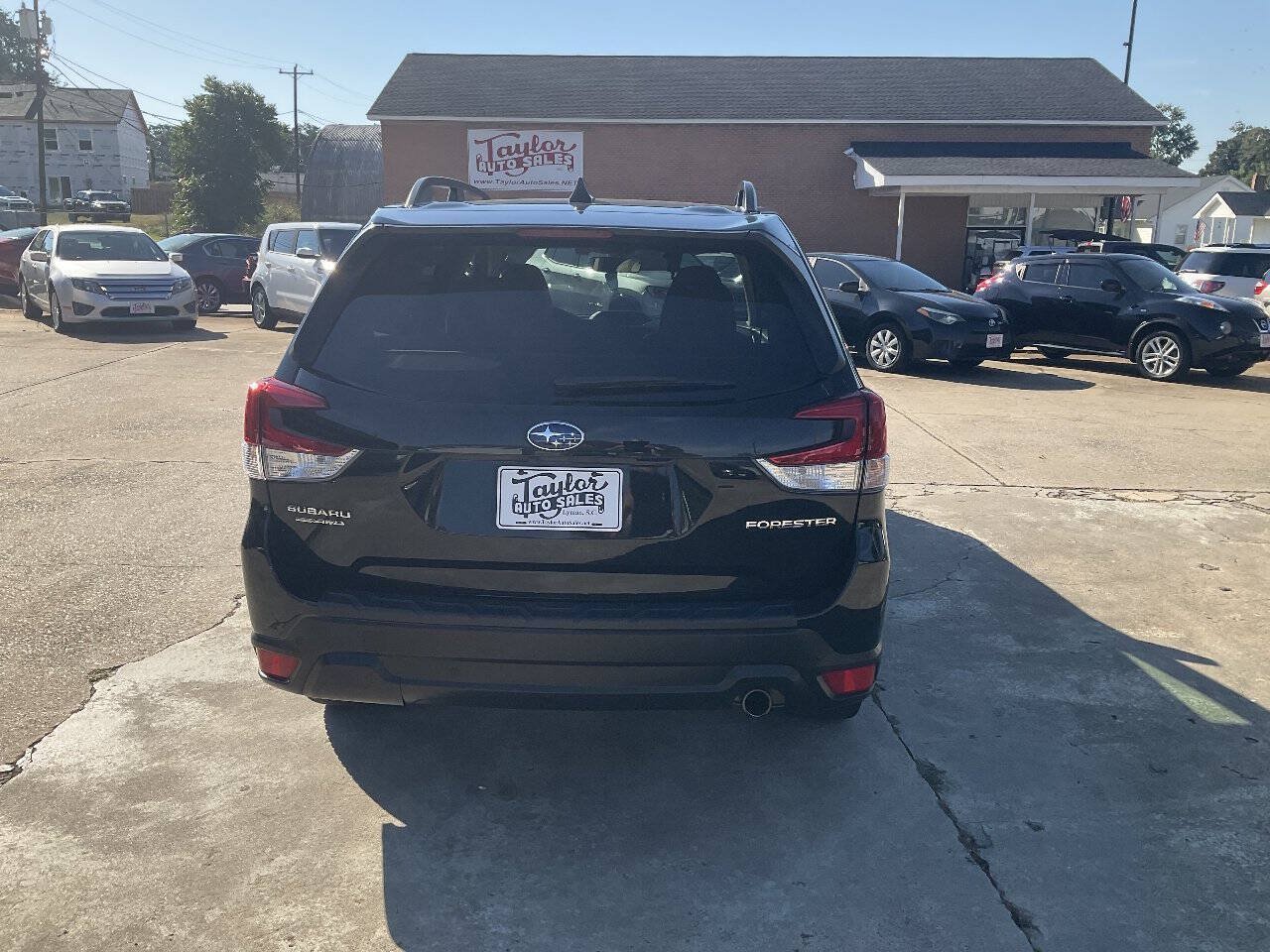 Used 2019 Subaru Forester Limited w/ Popular Package #3 AWD/4WD image 3