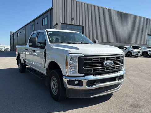 Used 2024 Ford F250 XL w/ XL Chrome Package AWD/4WD image 1