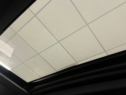 Used 2023 GMC Sierra 1500 AT4 w/ Technology Package image 44