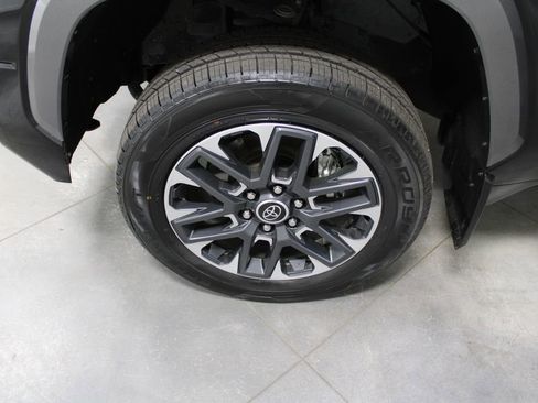 Used 2024 Toyota Tundra Limited image 56