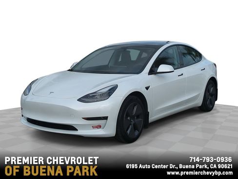 Used 2023 Tesla Model 3 Standard Range RWD image 1