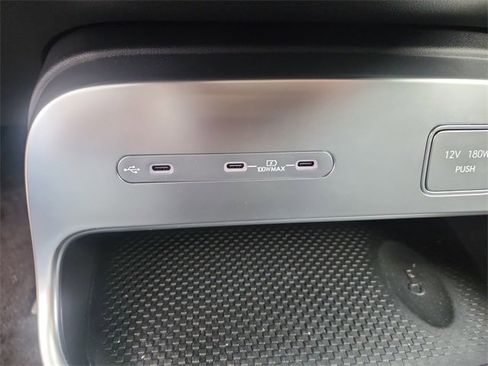 New 2026 Hyundai Ioniq 9 SEL image 21