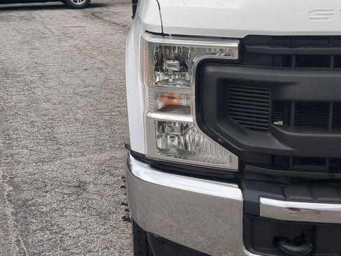 Used 2020 Ford F350 XL w/ Power Equipment Group image 8