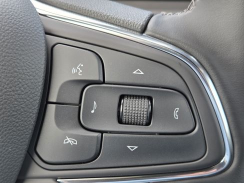 New 2026 Buick Envista Sport Touring FWD image 16