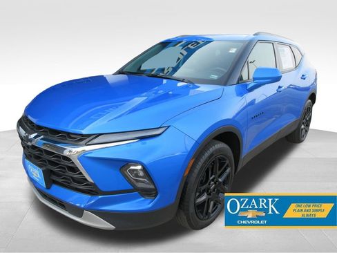Used 2024 Chevrolet Blazer LT w/ Convenience Package FWD image 1