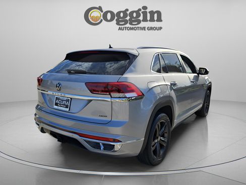 Used 2022 Volkswagen Atlas Cross Sport SEL R-Line w/ Cross Sport MDO Package image 5