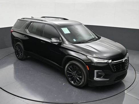 Used 2024 Chevrolet Traverse RS FWD image 21