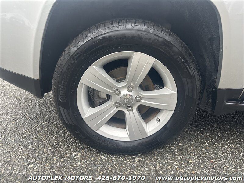 Used 2013 Jeep Compass Sport w/ All Weather Capability Group AWD/4WD image 17