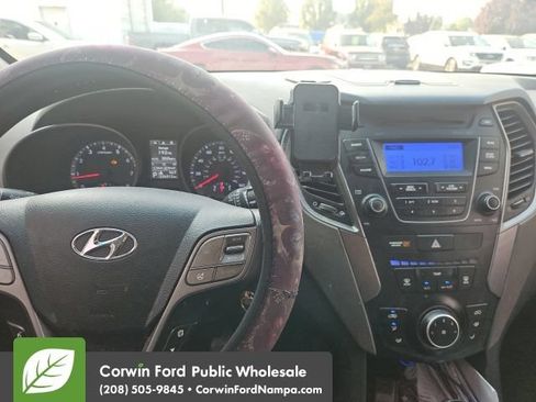Used 2015 Hyundai Santa Fe Sport FWD image 11