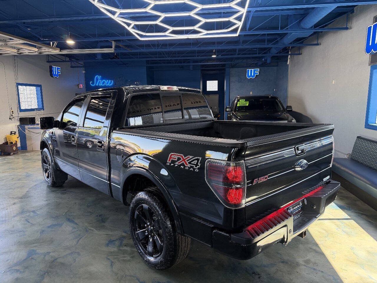 Used 2014 Ford F150 FX4 w/ Equipment Group 402A Luxury AWD/4WD image 13