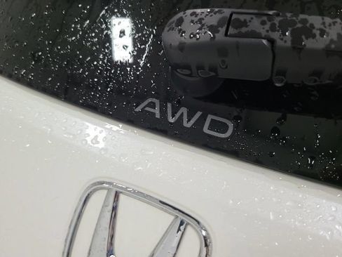 Used 2025 Honda HR-V Sport image 9