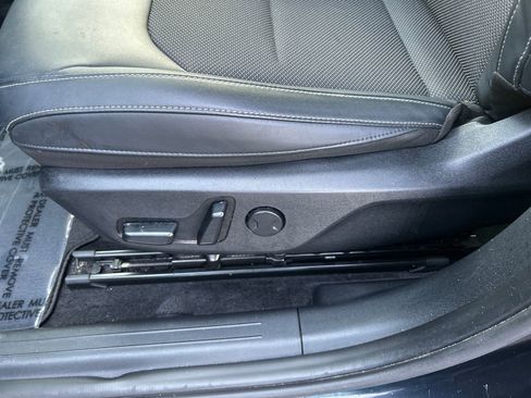 Used 2022 Kia EV6 Light image 14