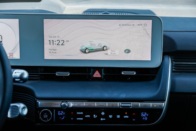 Certified 2024 Hyundai Ioniq 5 Limited AWD/4WD image 11