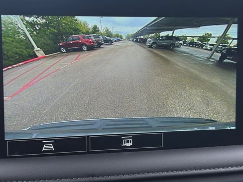 Used 2021 Chevrolet Tahoe LT image 9