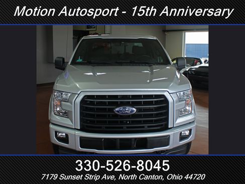 Used 2017 Ford F150 XLT w/ Equipment Group 302A Luxury image 4