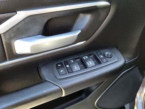 Used 2023 RAM 1500 Lone Star image 16