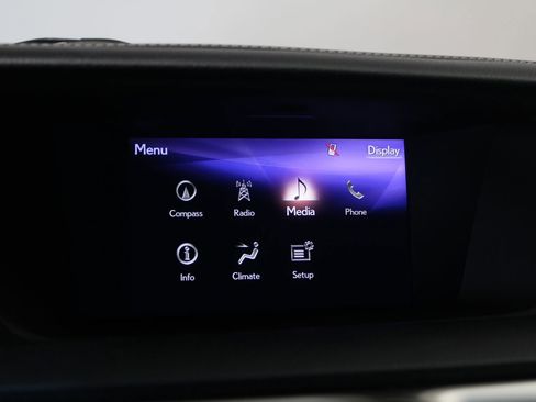 Used 2016 Lexus GS 200t image 25