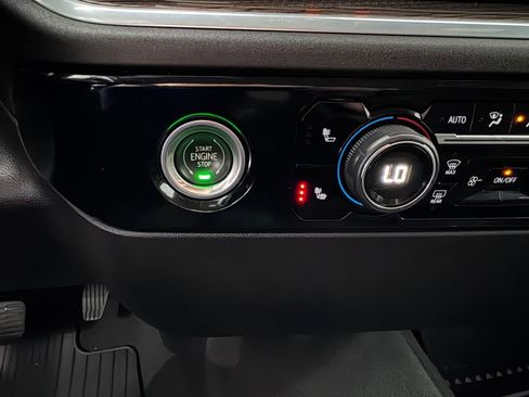 Certified 2022 Chevrolet Silverado 1500 LT image 22