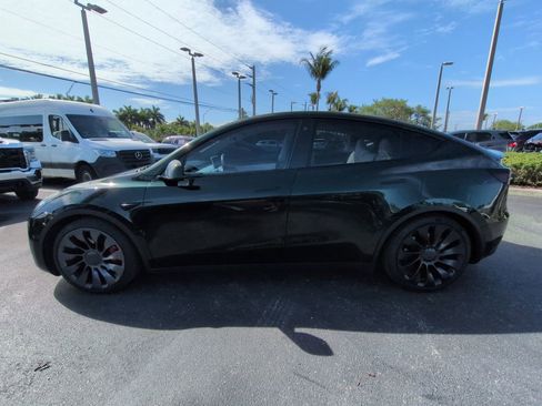 Used 2021 Tesla Model Y Performance AWD/4WD image 8