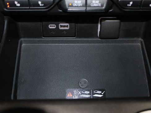 Used 2021 Chevrolet Tahoe Z71 image 55