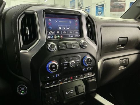 Used 2020 GMC Sierra 1500 SLT w/ SLT Premium Plus Package image 22