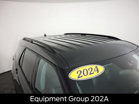 Certified 2024 Ford Explorer XLT w/ Equipment Group 202A AWD/4WD image 15