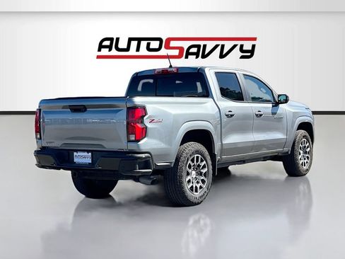 Used 2024 Chevrolet Colorado Z71 w/ Z71 Convenience Package 2 AWD/4WD image 7