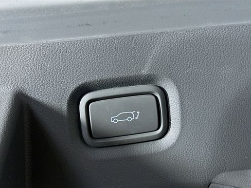 Used 2024 Hyundai Ioniq 5 SEL image 29