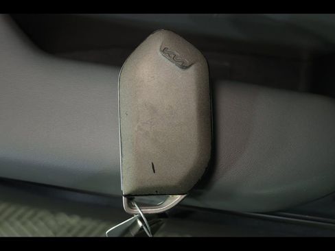 Used 2025 Kia K4 FWD image 28