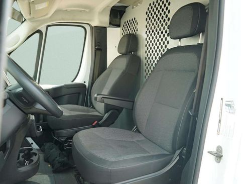 Used 2023 RAM ProMaster 2500 FWD image 24