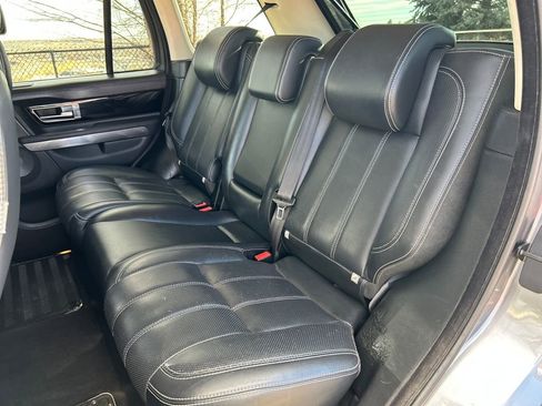 Used 2011 Land Rover Range Rover Sport Supercharged image 26