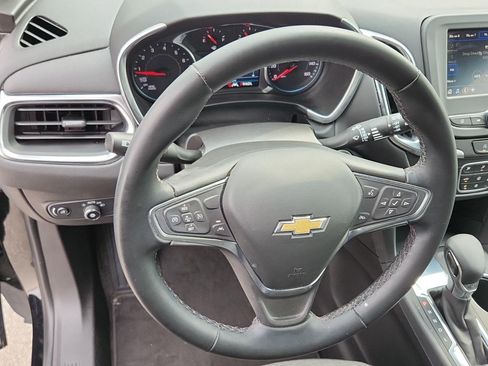 Used 2024 Chevrolet Equinox LT FWD image 12