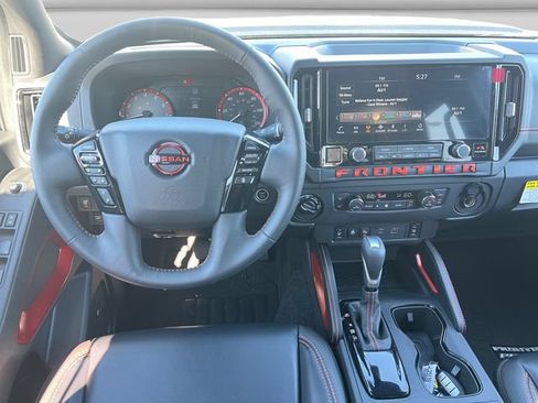 Used 2025 Nissan Frontier PRO-4X w/ Pro Premium Package AWD/4WD image 12