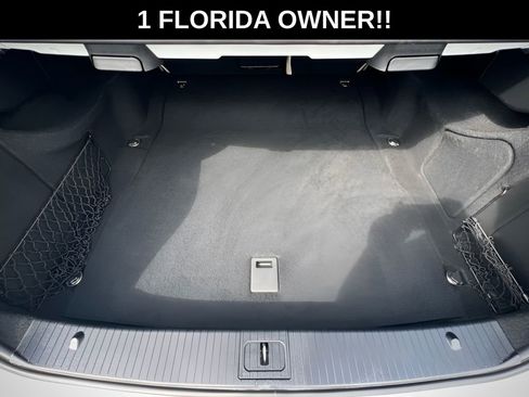 Used 2014 Mercedes-Benz E 350 Sedan image 23