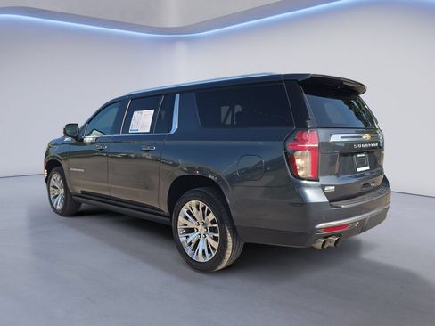Used 2021 Chevrolet Suburban High Country w/ Premium Package AWD/4WD image 3