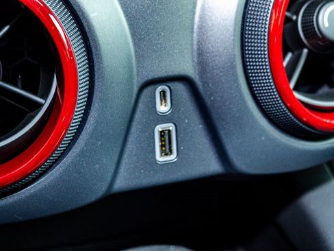 Used 2020 Chevrolet Blazer RS w/ LPO, Floor Liner Package image 15