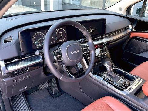Used 2024 Kia Carnival SX Prestige FWD image 13