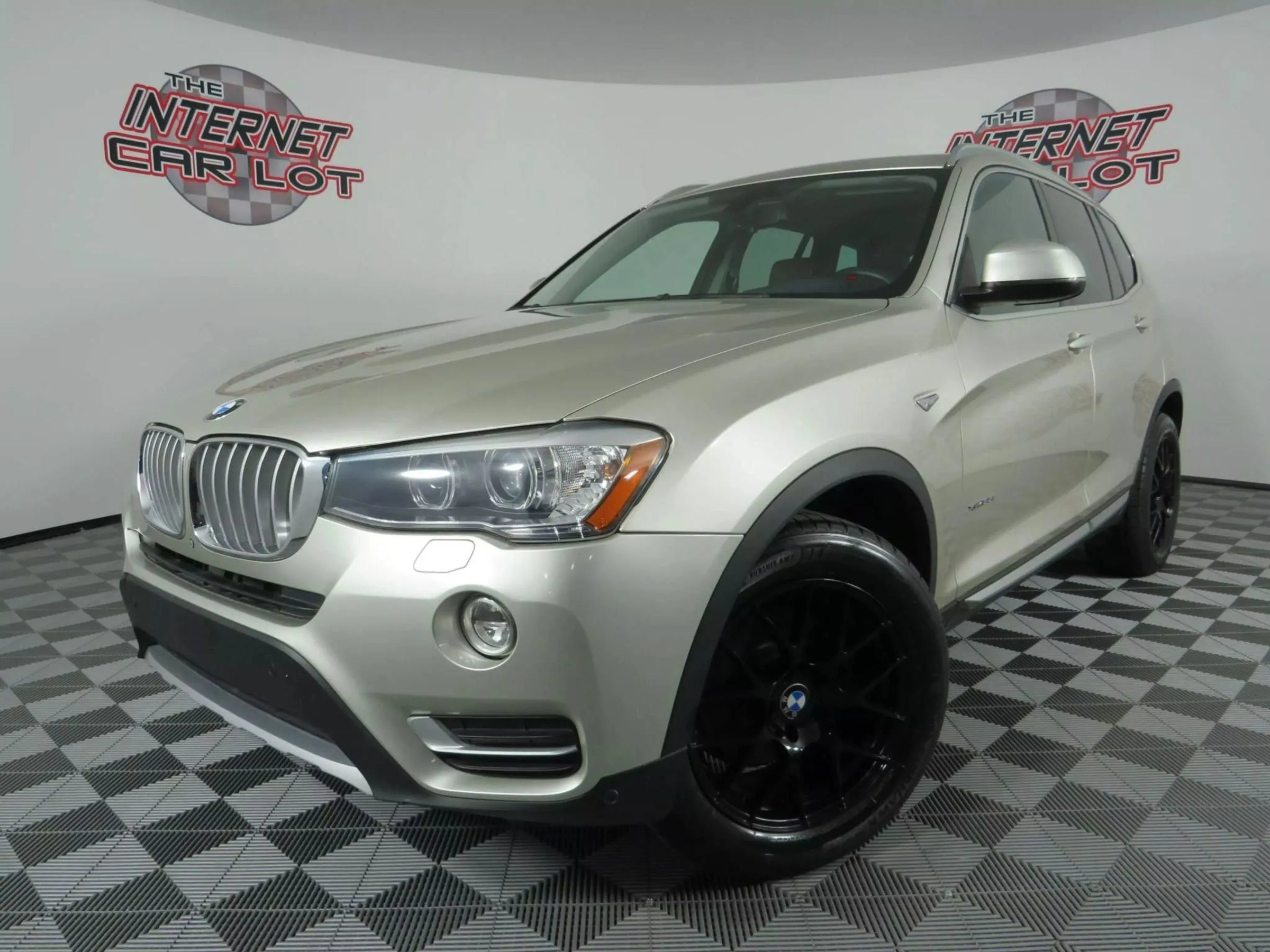 Used 2017 BMW X3 xDrive35i AWD/4WD image 1