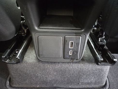 Used 2022 Buick Encore GX Select image 15