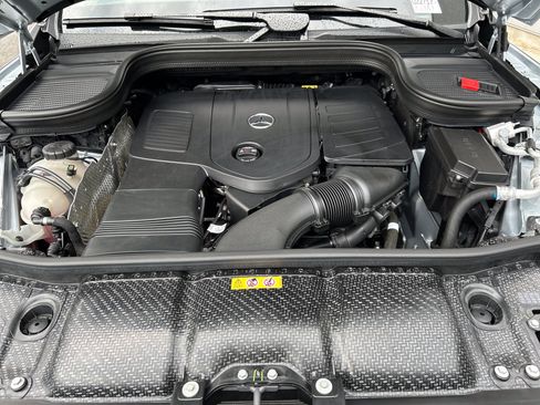 Certified 2025 Mercedes-Benz GLE 350 4MATIC w/ AMG Line Exterior image 53