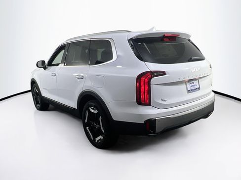 Used 2023 Kia Telluride S w/ S Sunroof Package image 7