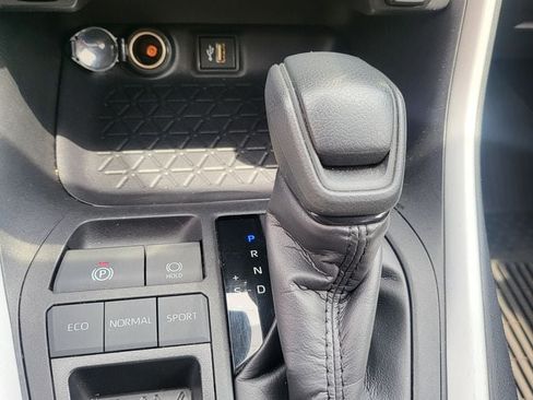 Used 2025 Toyota RAV4 LE FWD image 6